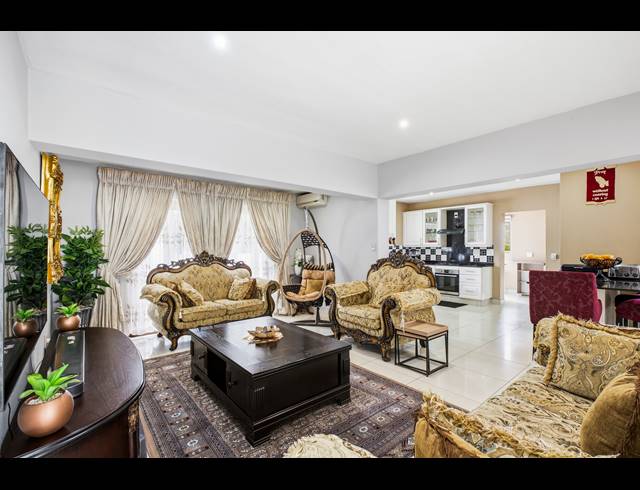 3 BEDROOM HOUSE FOR SALE IN CRAIGAVON